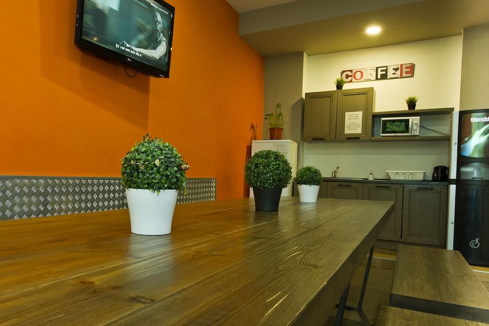 Youth Station Auberge de jeunesse